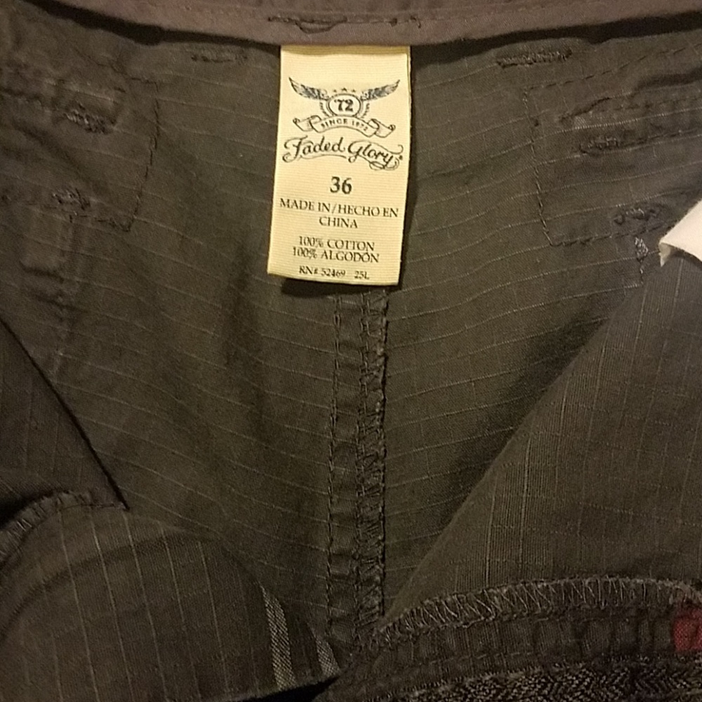 Mens Size 36 Faded Glory Cargo Shorts